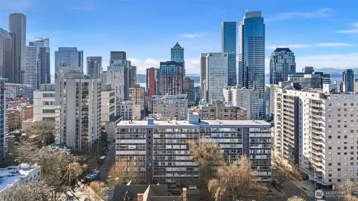 Sutton Place on First Hill. Close to transit, dining, and daily essentials—downtown within easy reach.