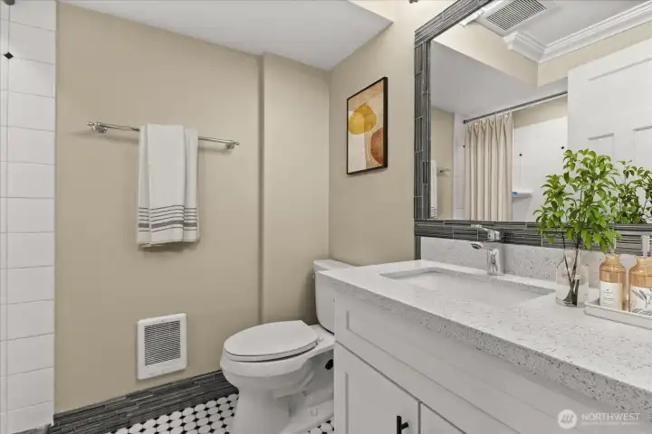 Apartment primary bath