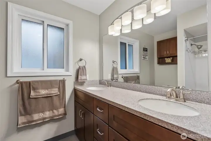 Bathroom - Hall