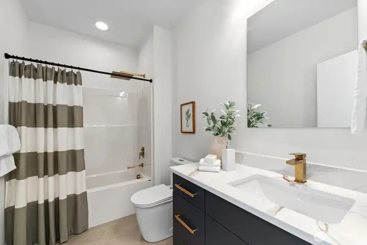 Upstairs full bathroom Upstairs full bathroom