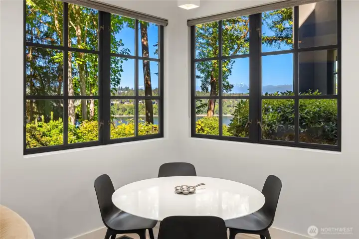 Maximizing water and mountain views through extensive glazing and throughout orientation. Maximizing water and mountain views through extensive glazing and throughout orientation.