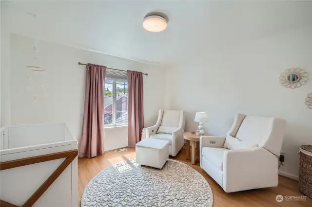 2nd bedroom with laminate floors for easy cleaning!