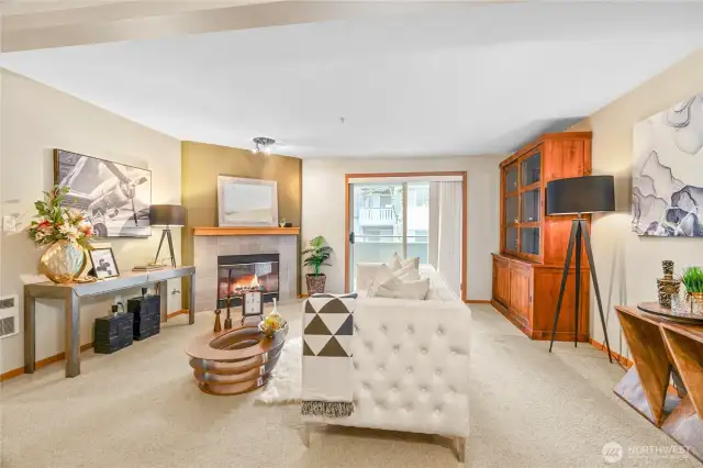 Great room w/ cozy gas fireplace