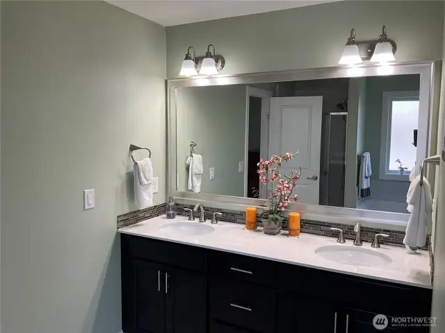 Dual Vanity in Primary Bath