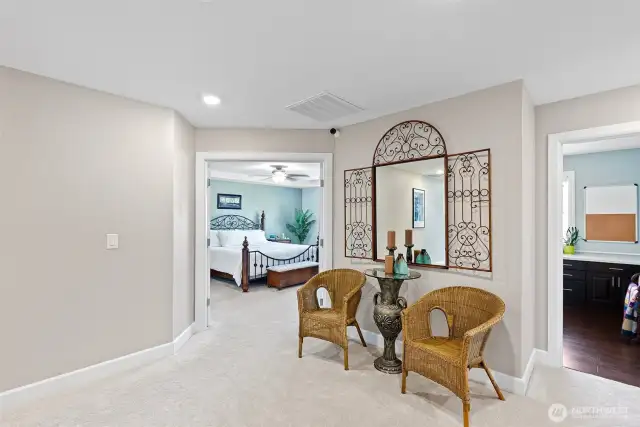 Loft area between the bedrooms