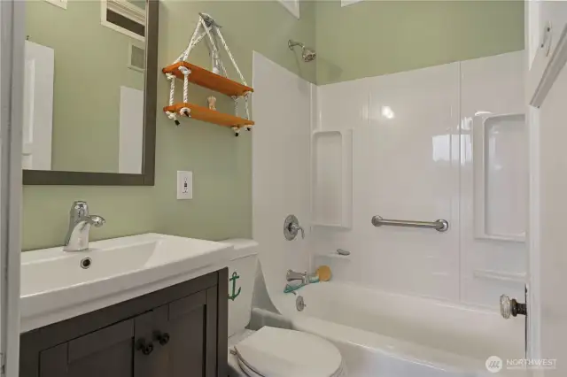 Fully updated bathroom.