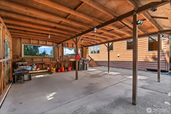 Detached carport