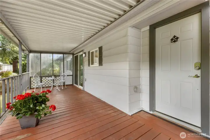 A spacious and private covered patio