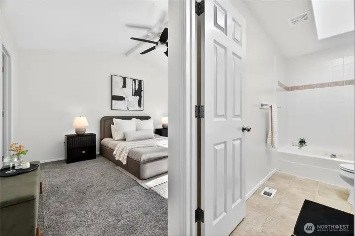 Primary suite and bathroom