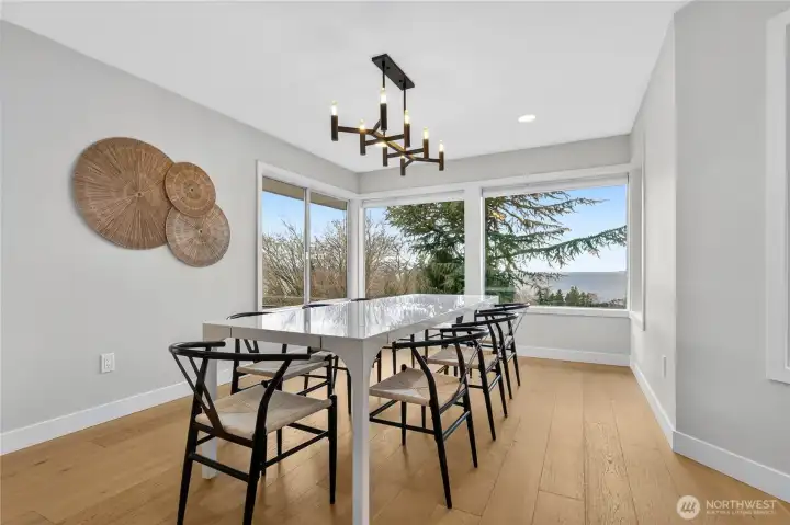 Dinning room with incredible ocean views