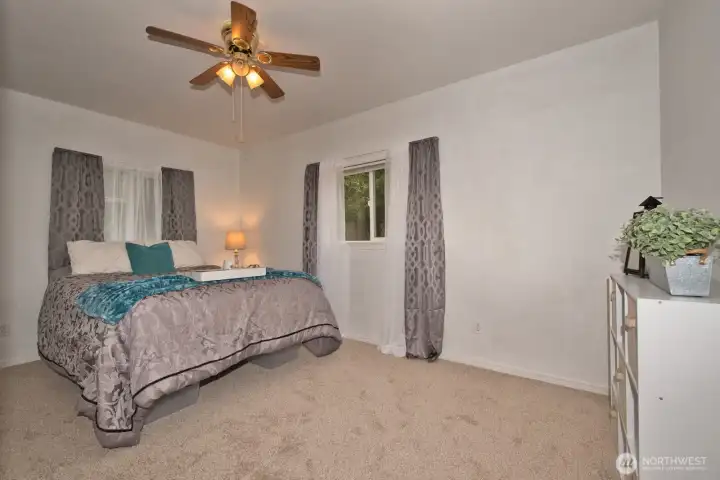 Perfectly Sized Primary Bedroom