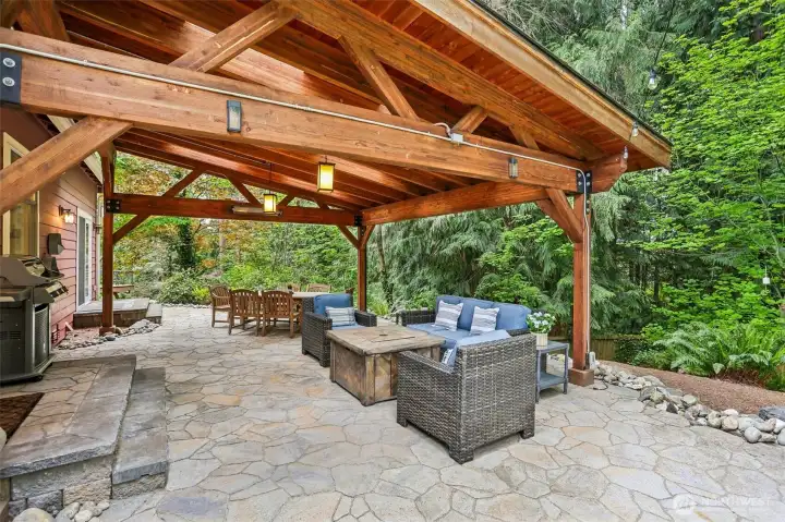 Grand Covered Patio wired with heat and lighting0