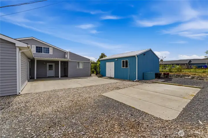 400 sqft hobby shop w RV/boat parking