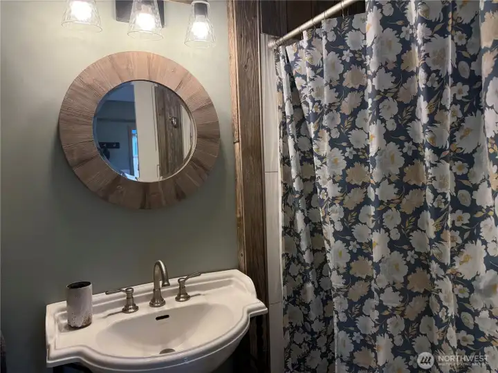 3/4 bath in primary bedroom