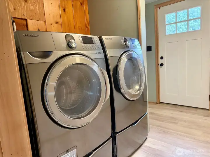 Washer and dryer included