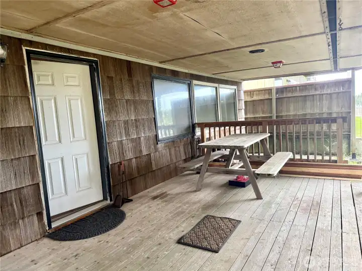 Nice deck for listening to the ocean.