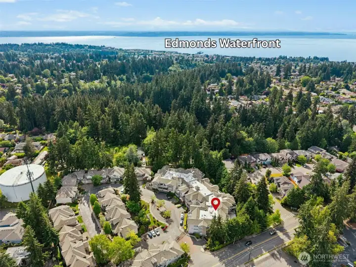 Just minutes to downtown Edmonds, waterfront, ferry, Sounder, shopping and dining.