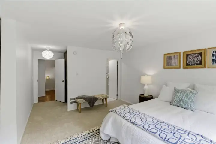 Primary suite