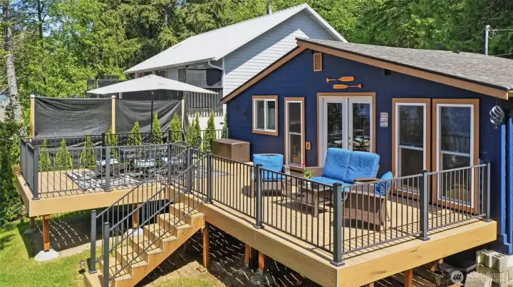 444 sq ft of Outdoor DECK to add to your enjoyment!