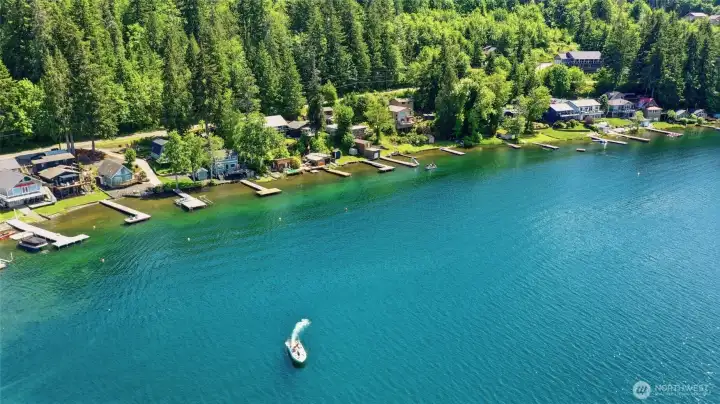 Property located mid-frame- FABULOUS SUMMIT LAKE COmmunity.