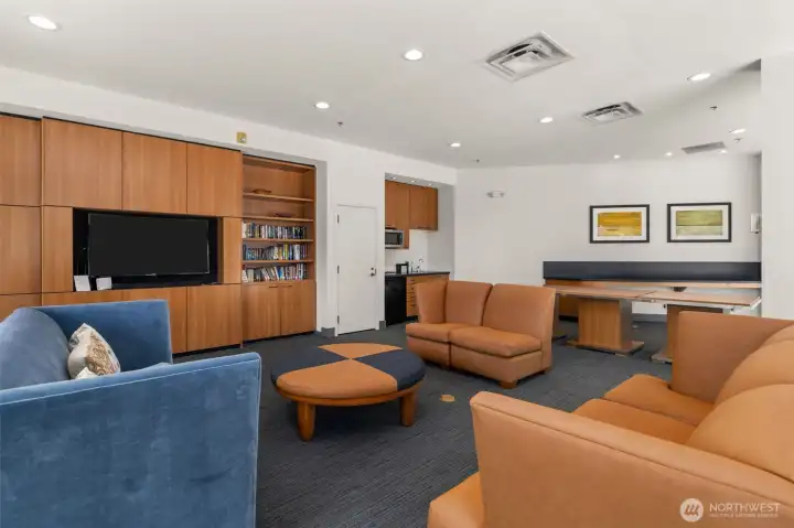 Main floor Conference room, work, rent enjoy