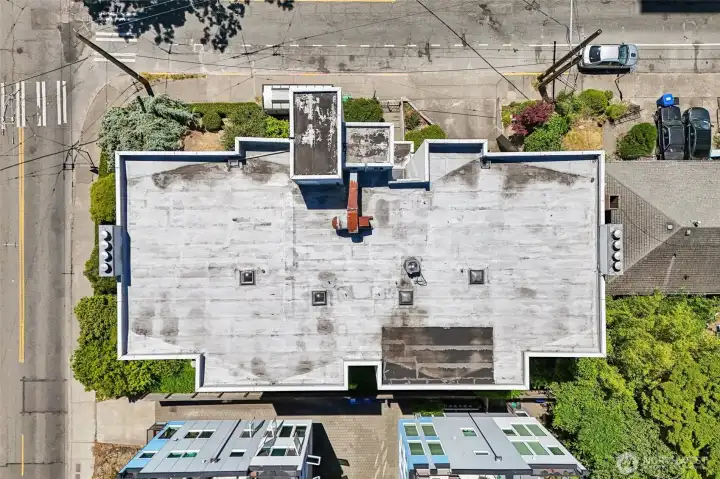 Rooftop aerial Rooftop aerial