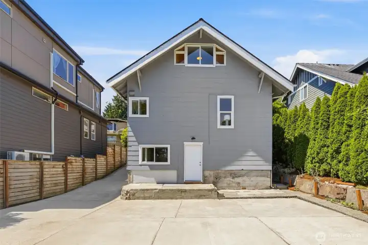 Back of House / Off-Street Parking