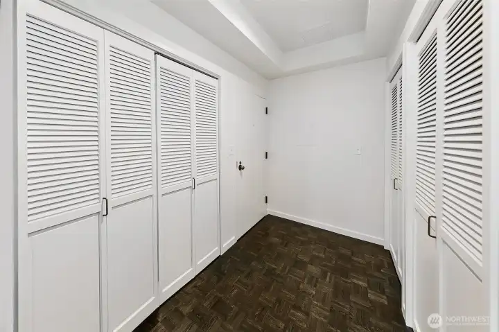 A true foyer creates a sense of arrival, with in-suite laundry, dedicated utility space and useful storage close to the entry.