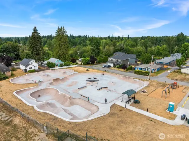 Skate Park/Public Park at end of Alley Way