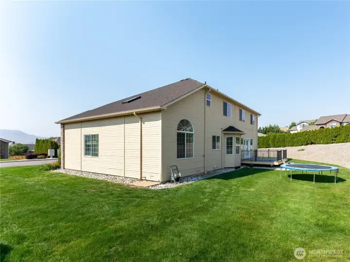 back/side yard