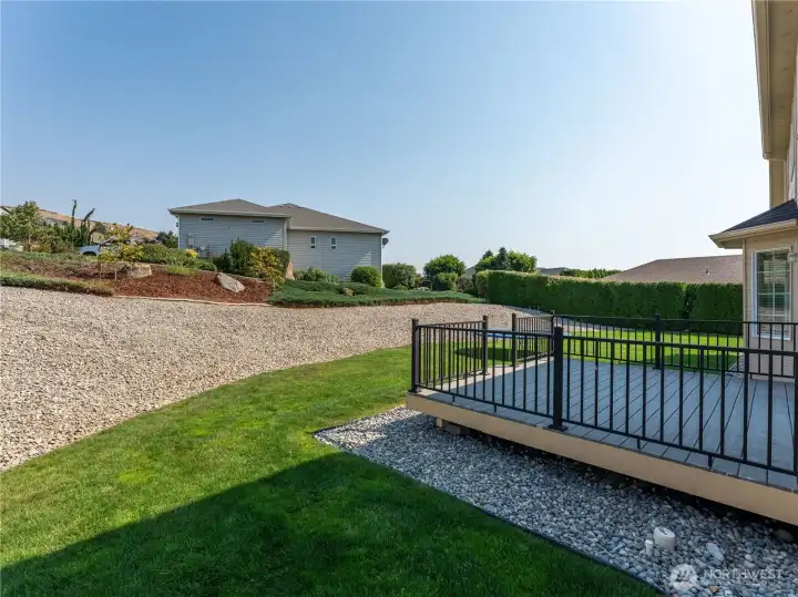 Deck & yard