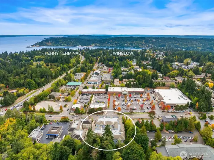 Great location near public transportation, Safeway, Sakai Park, Aquatic Center and more.