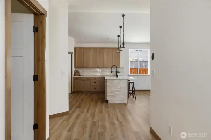 Photos of a similar house in the neighborhood