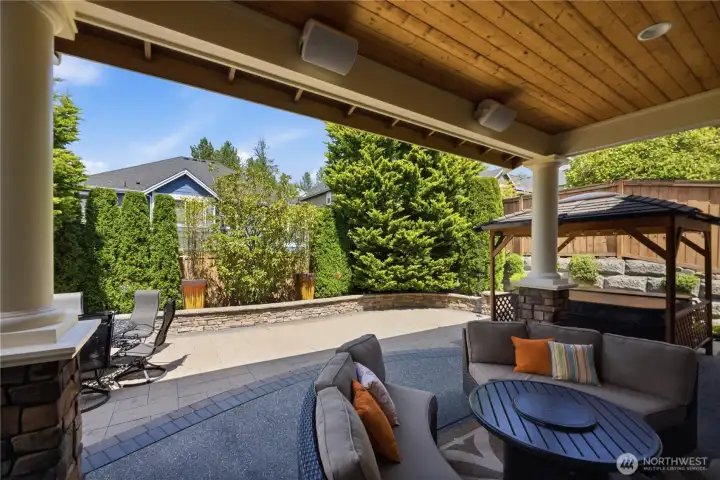 Enjoy your favorite music throughout the home and outdoor living spaces with an integrated surround sound system extending to the patio.