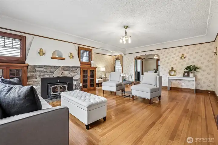 Spacious living room flows into the dining room