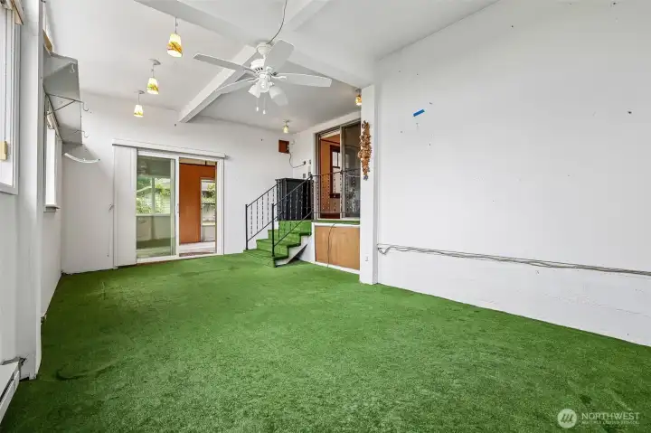 Sunroom. So many possibilities