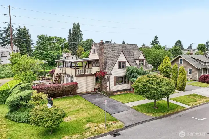 End of the street & so private. This Home & yard has been lovingly maintained.