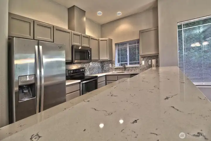 Kitchen w lots of storage