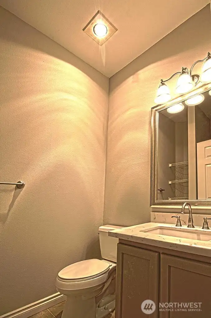 Hall 3/4 bath