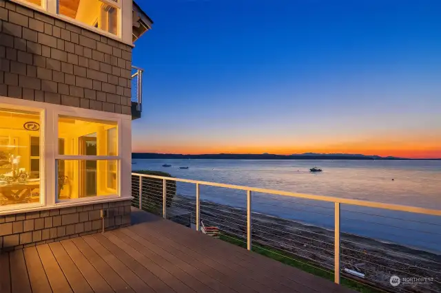 Entertaining deck with cable wiring and Trex decking for easy maintenance.