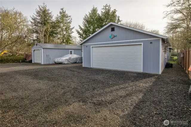 Back outside, we can take a closer look at the detached garage.