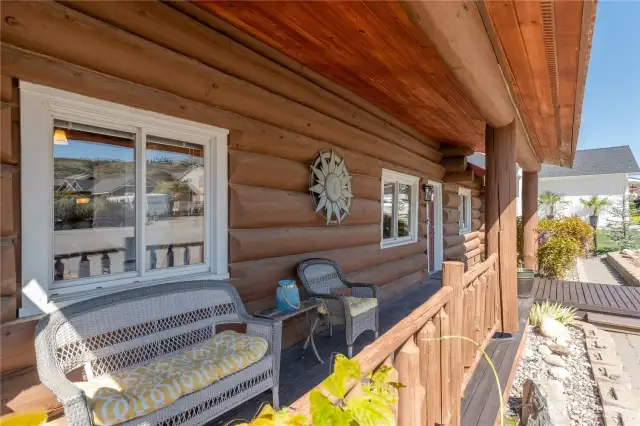 Front porch to enjoy your coffee