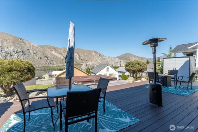 Large deck off main living with stunning views