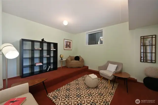 5th non-conforming bedroom, office, or flex space on lower level.