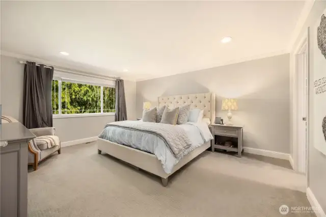 Spacious Primary Suite