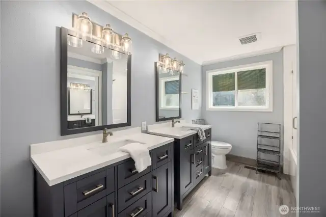 Upstairs Hall Bath