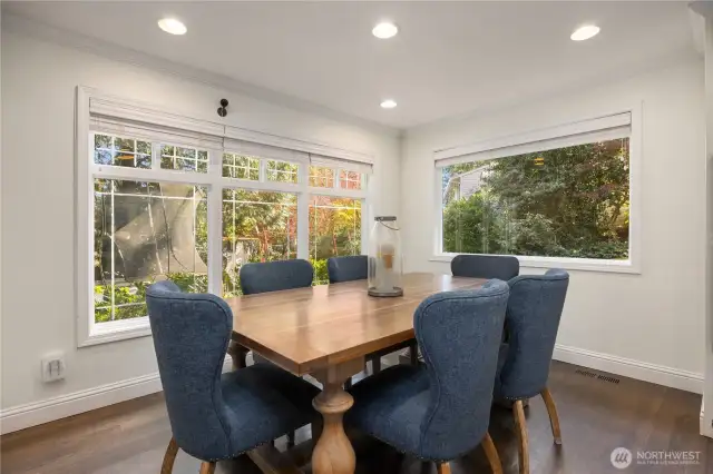 Light-filled Dining