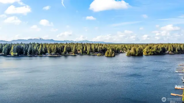 This private lake allows for both the peace and tranquility you seek and the fun and play you want!