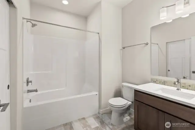 Full bathroom in the junior suite which is located on main floor