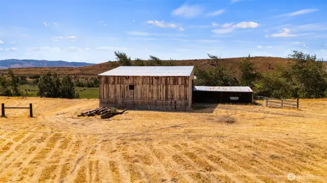 38x24 barn